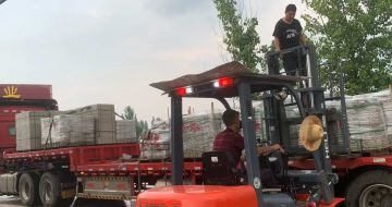 马鞍山 黄金麻冰裂纹，地铺石装车