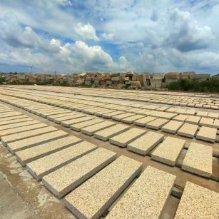 马鞍山 黄金麻荔枝面花岗岩石材地铺石防护中