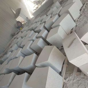 马鞍山 白麻花岗岩异形坐凳