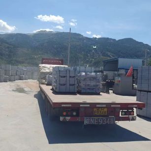 马鞍山 芝麻白仿形路沿石，直形路沿石