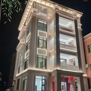 马鞍山 芝麻白花岗岩别墅外墙夜间效果