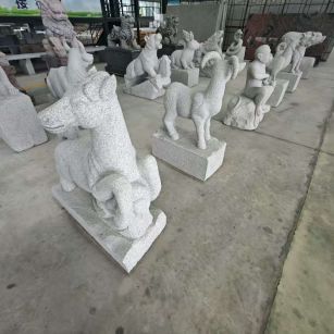马鞍山 芝麻白花岗岩造型立体雕刻——十二生肖