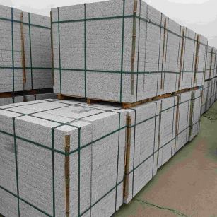 马鞍山 白麻花岗岩石材荔枝面地铺石（300*600*50）