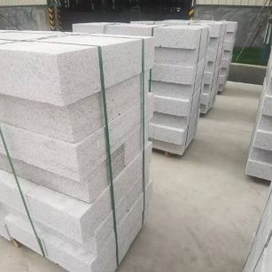 马鞍山 白麻花岗岩路沿石，立缘石，平缘石，路牙石，道牙石，马路牙子等