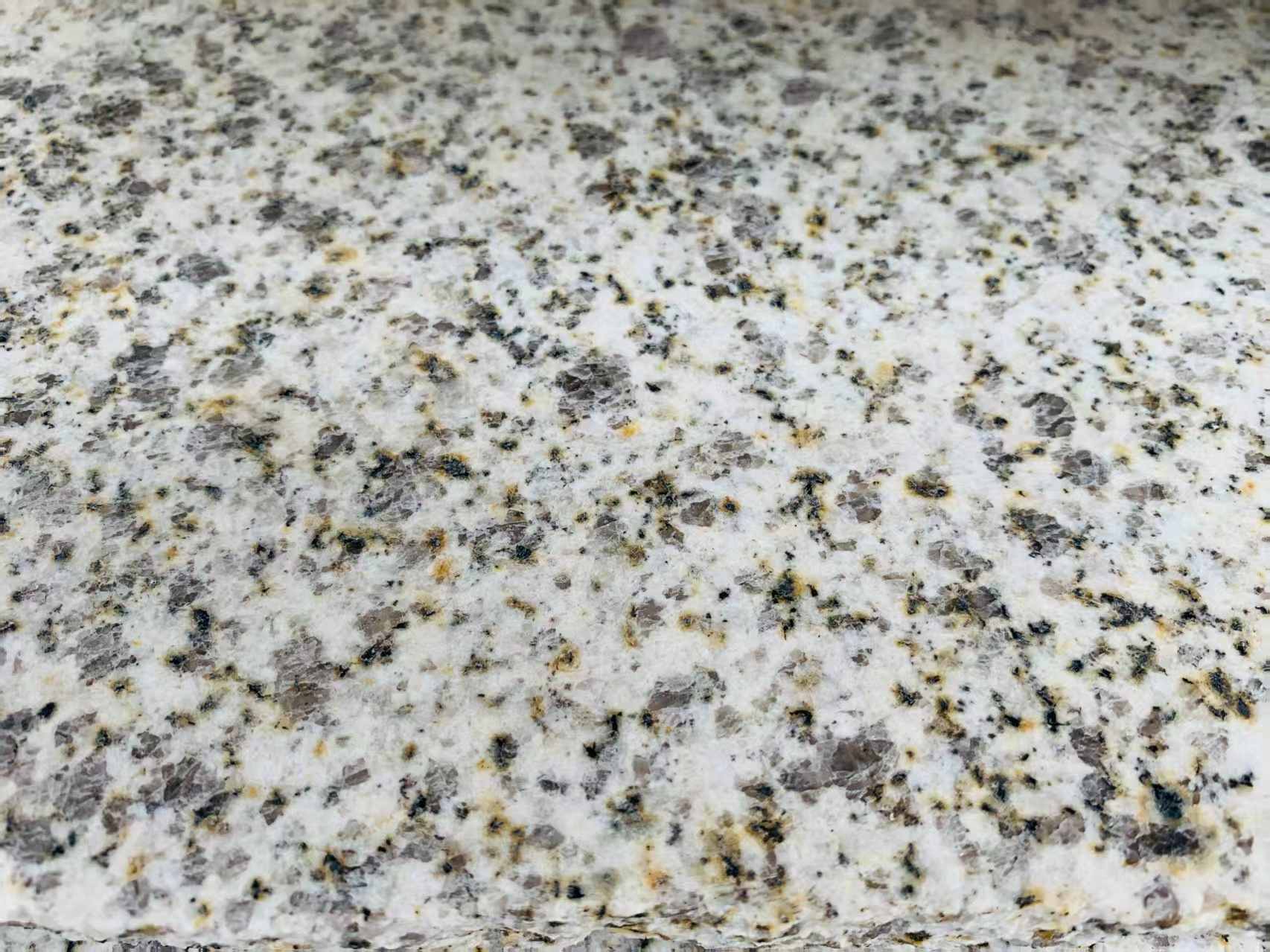 马鞍山 黄金麻花岗岩石材浅黄光面