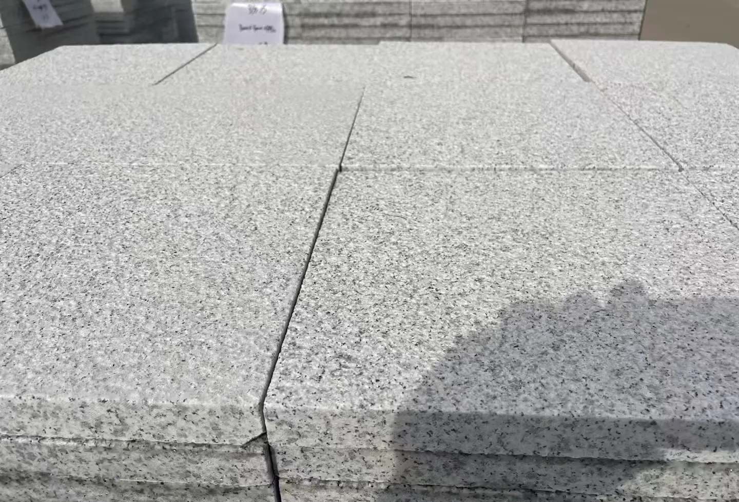 马鞍山 白麻花岗岩石材推荐 荔枝面地铺石