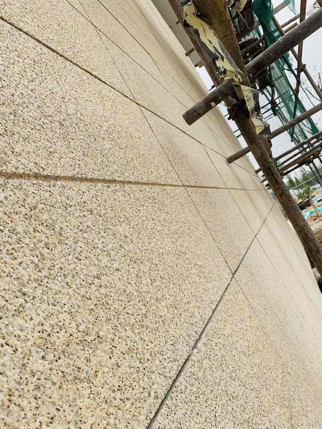 马鞍山 黄金麻花岗岩荔枝面外墙干挂石材效果示例