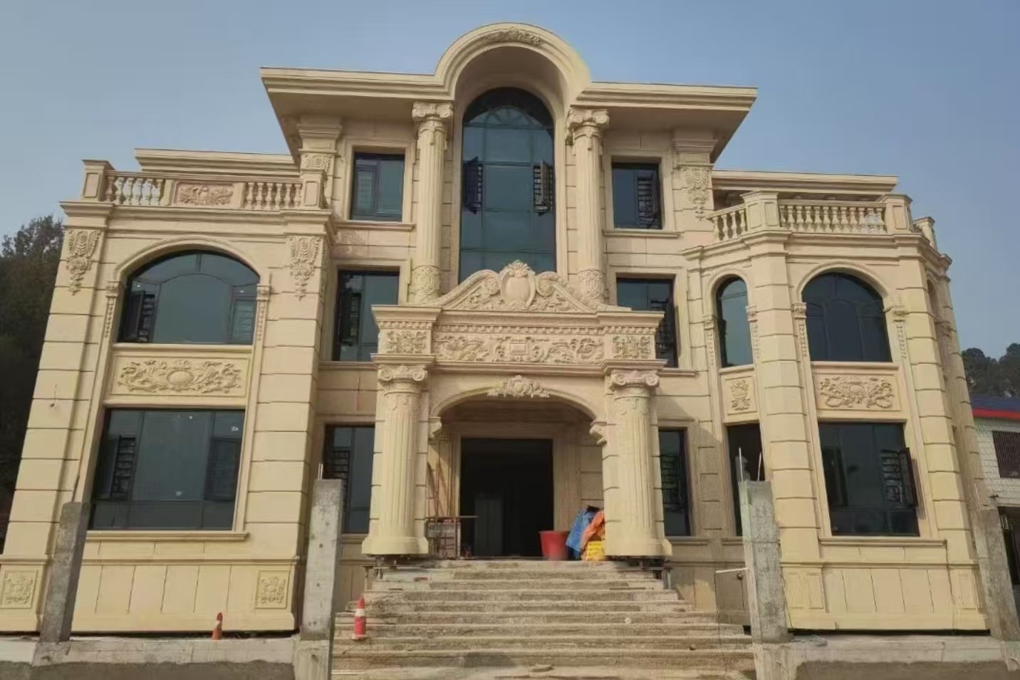 马鞍山 黄金麻花岗岩别墅外墙干挂