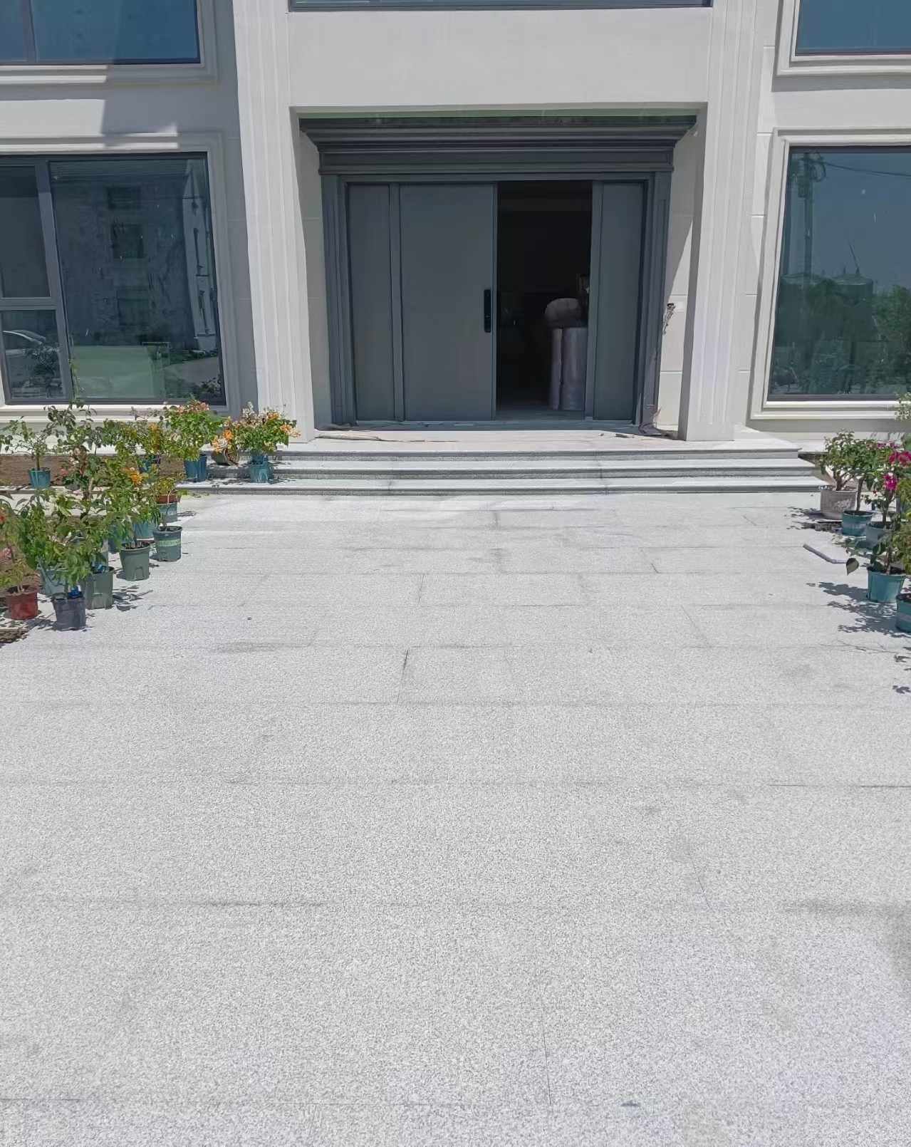 马鞍山 芝麻白花岗岩地铺石地面铺装