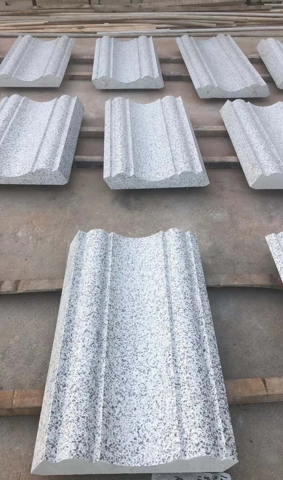 马鞍山 白麻花岗岩光面别墅线条