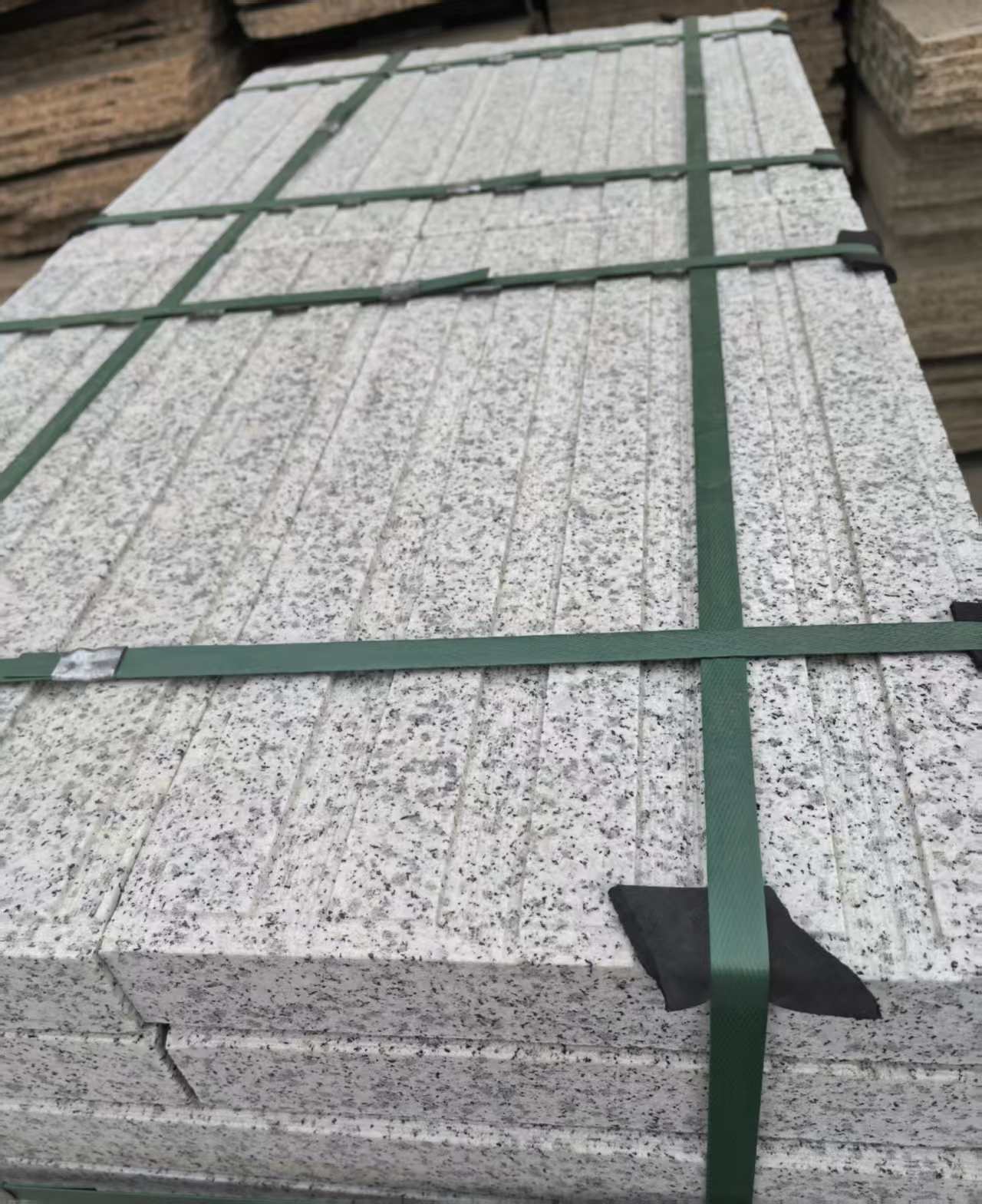 马鞍山 白麻花岗岩直行盲道石，盲条，地铺石